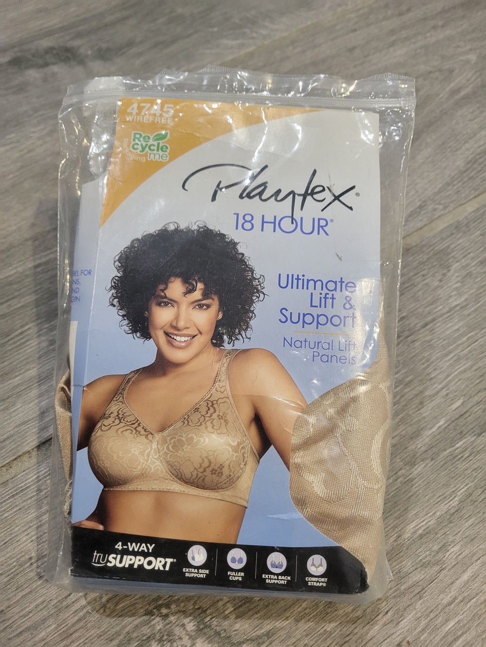 Playtex 18 Hour Ultimate Lift & Support Bra - Beige Size 44DDD